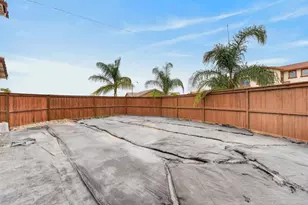 7470 Poinsettia Dr, Sacramento, CA 95829 - Photo 34