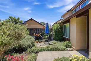2439 Bay Meadows Cir, Pleasanton, CA 94566 - Photo 4