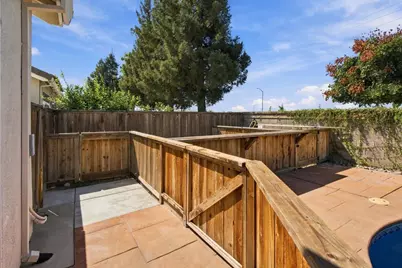 645 Fribourg Lane, Manteca, CA 95337 - Photo 38