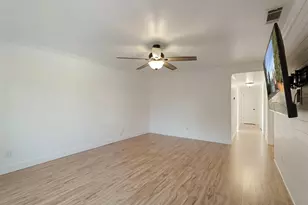 2223 W Elm St, Lodi, CA 95242 - Photo 10