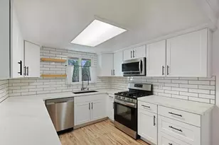 2223 W Elm St, Lodi, CA 95242 - Photo 8