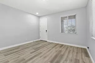 9540 Moss Hill Way, Sacramento, CA 95829 - Photo 12