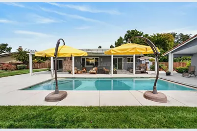 6831 Starboard Way, Sacramento, CA 95831 - Photo 70