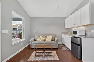 6831 Starboard Way, Sacramento, CA 95831 - Photo 60
