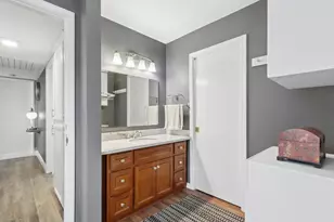6406 Rolling Way, Carmichael, CA 95608 - Photo 16