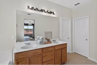 5609 Claudied Way, Elk Grove, CA 95757 - Photo 40