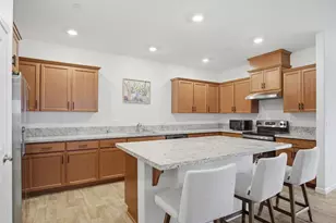 927 Grimsby Ln, Patterson, CA 95363 - Photo 14