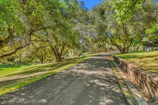 5411 Oak Leaf Cir, Placerville, CA 95667 - Photo 12