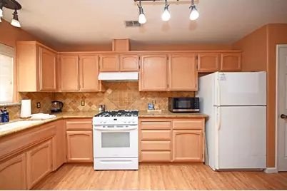 2251 Waldorf Drive, Turlock, CA 95382 - Photo 46