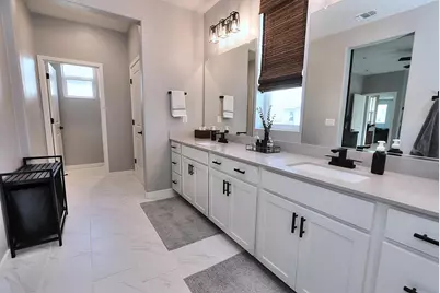 2940 Edgeview Drive, Sacramento, CA 95833 - Photo 32