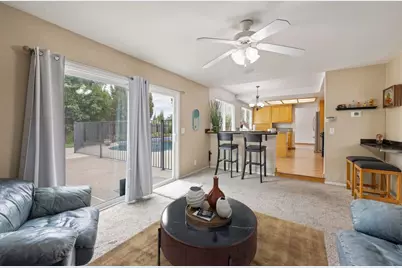 8246 Garry Oak Drive, Citrus Heights, CA 95610 - Photo 12