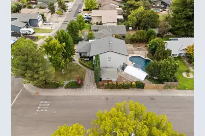 8246 Garry Oak Drive, Citrus Heights, CA 95610 - Photo 34