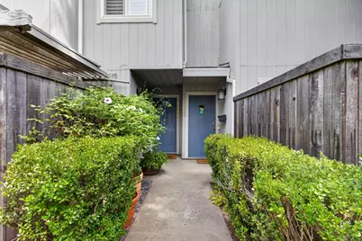 5222 Lake Knoll Lane, Fair Oaks, CA 95628 - Photo 2