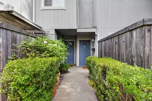 5222 Lake Knoll Ln, Fair Oaks, CA 95628 - Photo 2