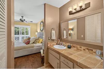 5222 Lake Knoll Lane, Fair Oaks, CA 95628 - Photo 32