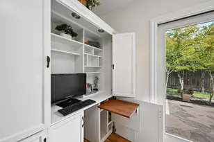621 Jones Wy, Sacramento, CA 95818 - Photo 16