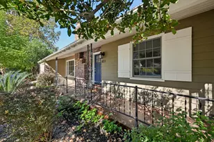 621 Jones Wy, Sacramento, CA 95818 - Photo 2