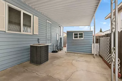 E Yosemite Avenue #182, Manteca, CA 95336 - Photo 10