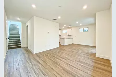 10515 Tenor Way, Elk Grove, CA 95757 - Photo 2