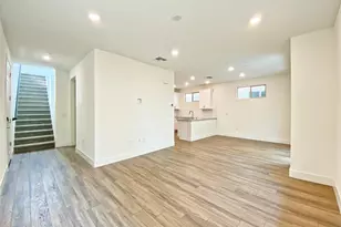 10515 Tenor Way, Elk Grove, CA 95757 - Photo 2