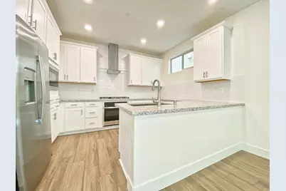 10515 Tenor Way, Elk Grove, CA 95757 - Photo 4
