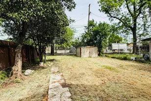 2117 E Washington St, Stockton, CA 95205 - Photo 16