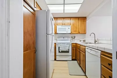 2280 Hurley Way #6, Sacramento, CA 95825 - Photo 8