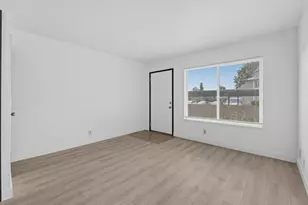 6400 66th Ave, Sacramento, CA 95823 - Photo 10