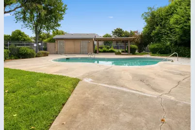 6400 66th Avenue #11, Sacramento, CA 95823 - Photo 20