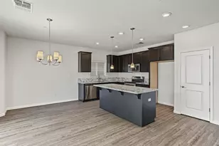 721 Ephesus Ave, Sacramento, CA 95838 - Photo 4