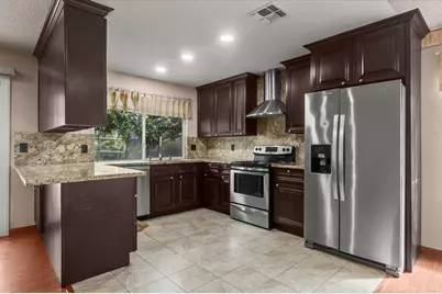 8287 Hayfield Circle, Sacramento, CA 95828 - Photo 6