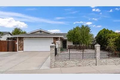 8287 Hayfield Circle, Sacramento, CA 95828 - Photo 2