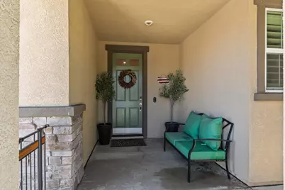 905 Ellis Circle, Galt, CA 95632 - Photo 4