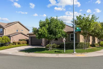 905 Ellis Circle, Galt, CA 95632 - Photo 2