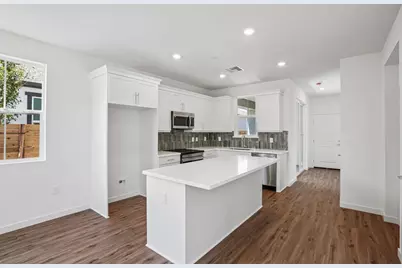 6417 Ventris Walk, Sacramento, CA 95823 - Photo 10