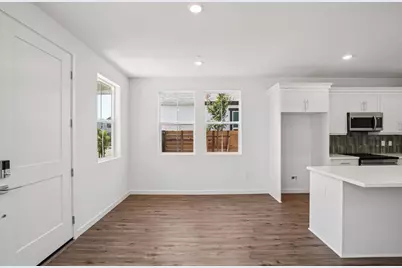 6417 Ventris Walk, Sacramento, CA 95823 - Photo 8