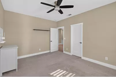 8153 Seahorse Way, Elk Grove, CA 95757 - Photo 46