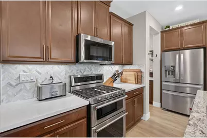 8153 Seahorse Way, Elk Grove, CA 95757 - Photo 36