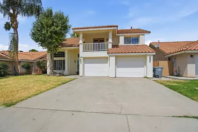 2526 Santos Street, Dos Palos, CA 93620 - Photo 2