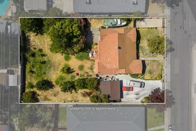 2076 20th Avenue, Sacramento, CA 95822 - Photo 2