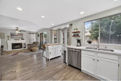 8248 Bedford Cove Way, Sacramento, CA 95828 - Photo 14