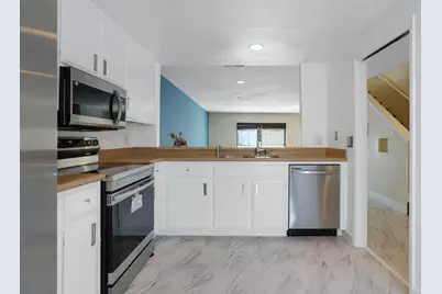 2930 Driftwood Place #36, Stockton, CA 95219 - Photo 14