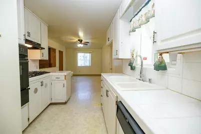 2901 Hemminger Way, Modesto, CA 95350 - Photo 24