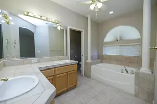 1807 Tartan Rd, Turlock, CA 95382 - Photo 34