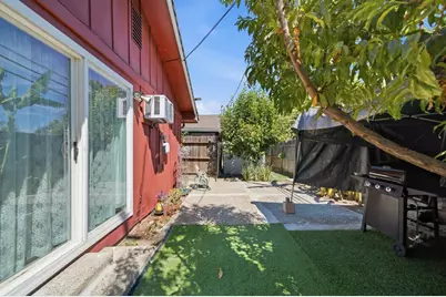 10 W Swain, Stockton, CA 95207 - Photo 60