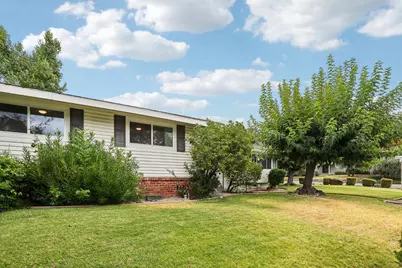7812 Apple Valley Court, Fair Oaks, CA 95628 - Photo 40
