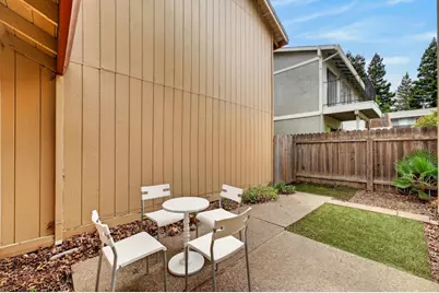 21 Quay Court, Sacramento, CA 95831 - Photo 42