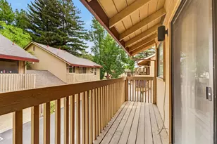 21 Quay Ct, Sacramento, CA 95831 - Photo 40