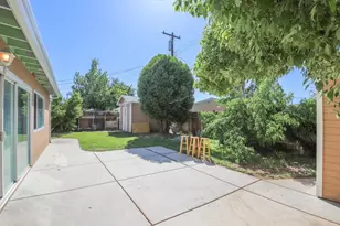 664 Acacia Ave, Sacramento, CA 95815 - Photo 42