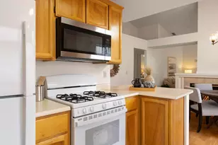 7004 Springmont Dr, Elk Grove, CA 95758 - Photo 12